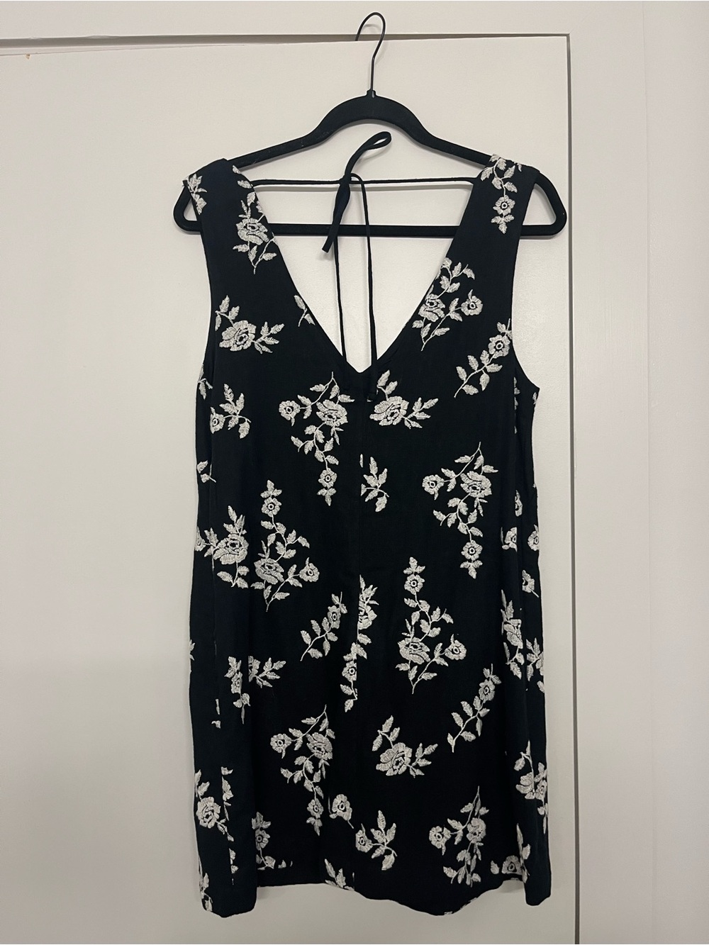 Abercrombie & Fitch Linen Mini Dress - Picture 2 of 3
